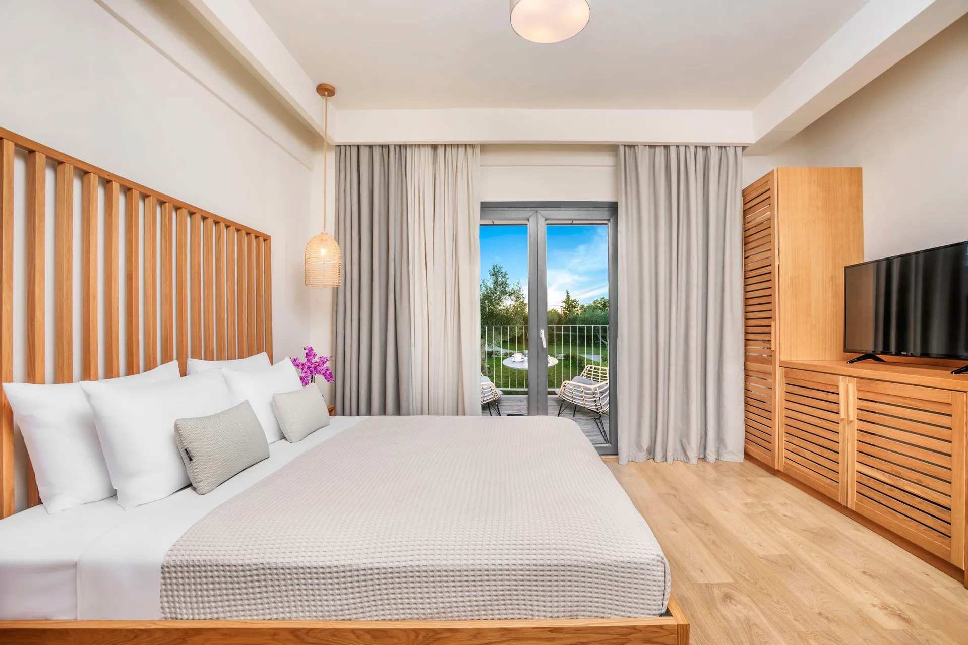 Tiara Holidays - Elies 33 Bio Retreat - Junior Suite Garden View - bedroom